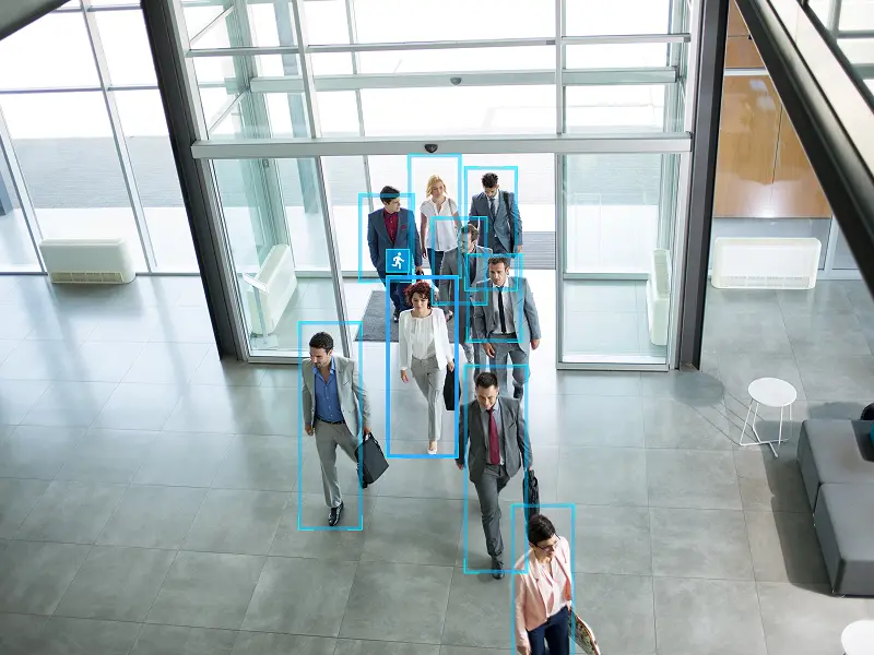 Avigilon H6A PTZ Camera - Real-time Details
